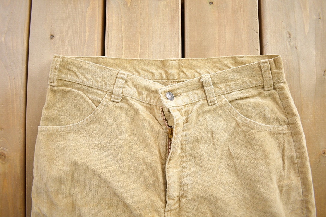 Vintage 1970s Levi's Embroidered Corduroy Pants Made In USA Size 32x28