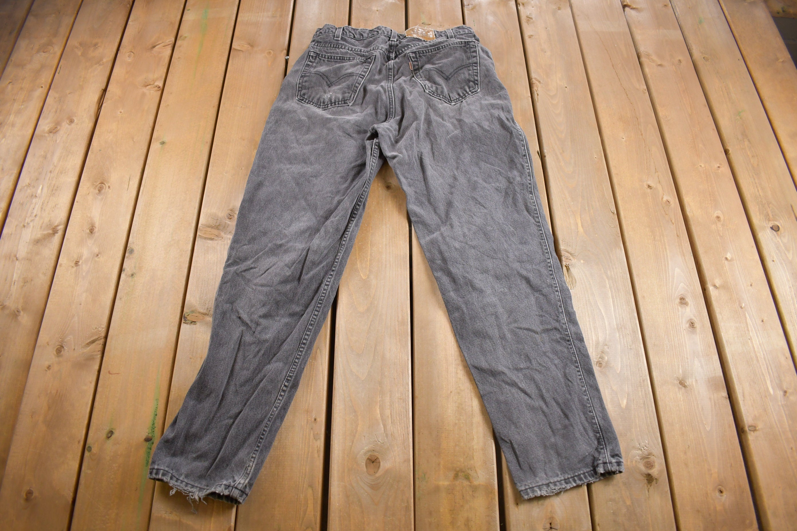 Vintage 1990s Levi's 545 Orange Tab Loose Fit Jeans Size 32 x 30