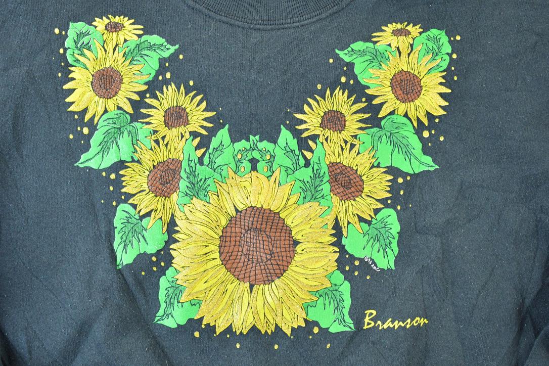 Vintage 1990s Branson Sunflowers Outdoorsman Crewneck Sweatshirt