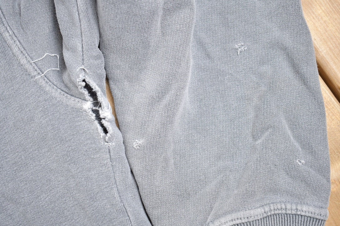 Vintage 1990s Authentic Pigment Blank Grey Crewneck Sweatshirt