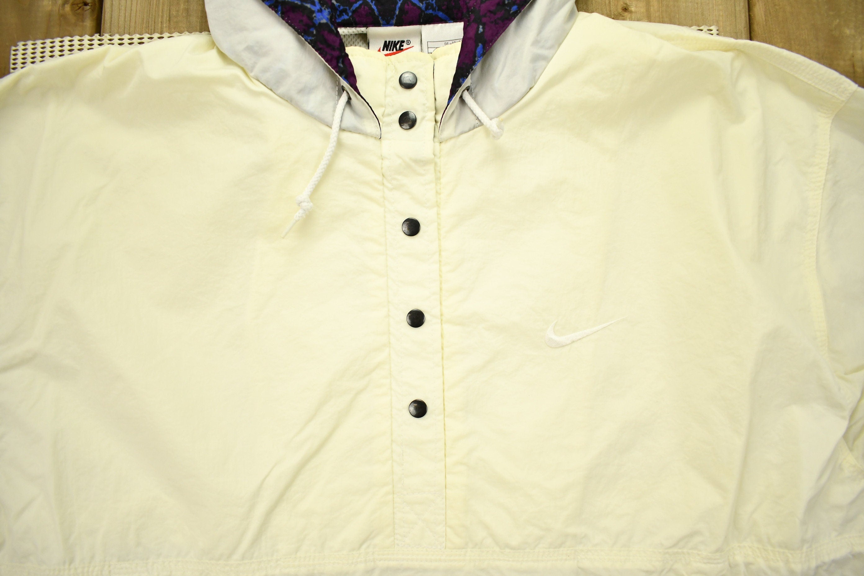Vintage 1990s Nike Mini Swoosh Youth Size T-Snap Windbreaker Jacket