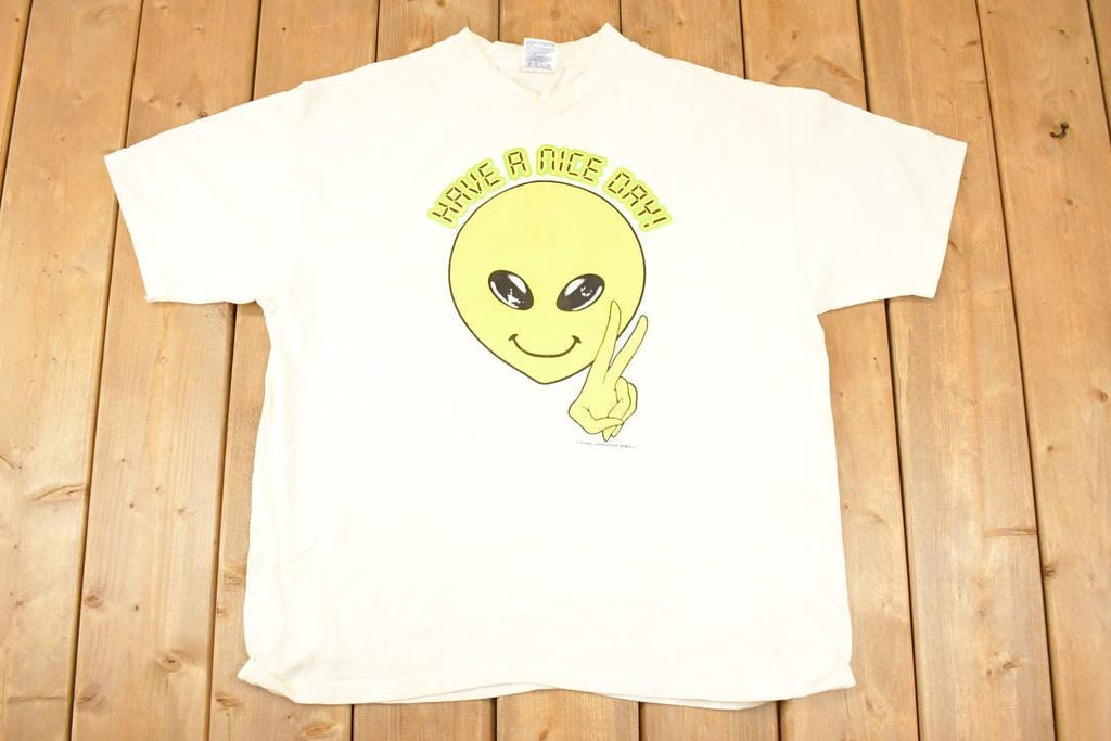 Vintage 1990s Have A Nice Day Alien Souvenir Travel T-Shirt Men's XL