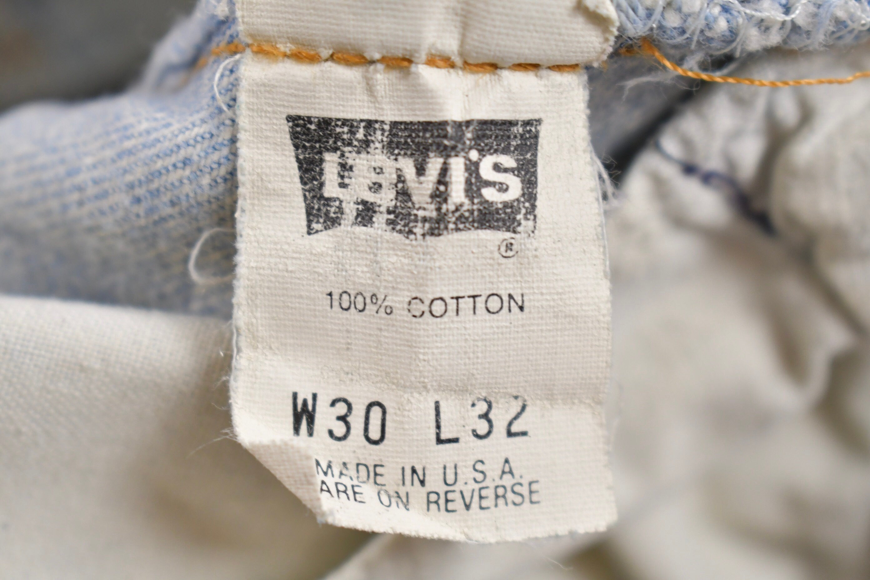 Vintage 1990s Levi's 501 Red Tab Denim Jeans Size 28 x 30