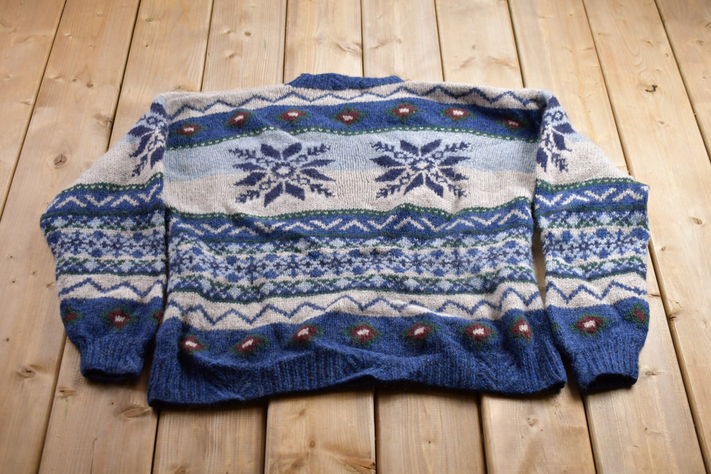 Vintage 1990s Woolrich Hand Knitted Winter Theme Crewneck Sweater