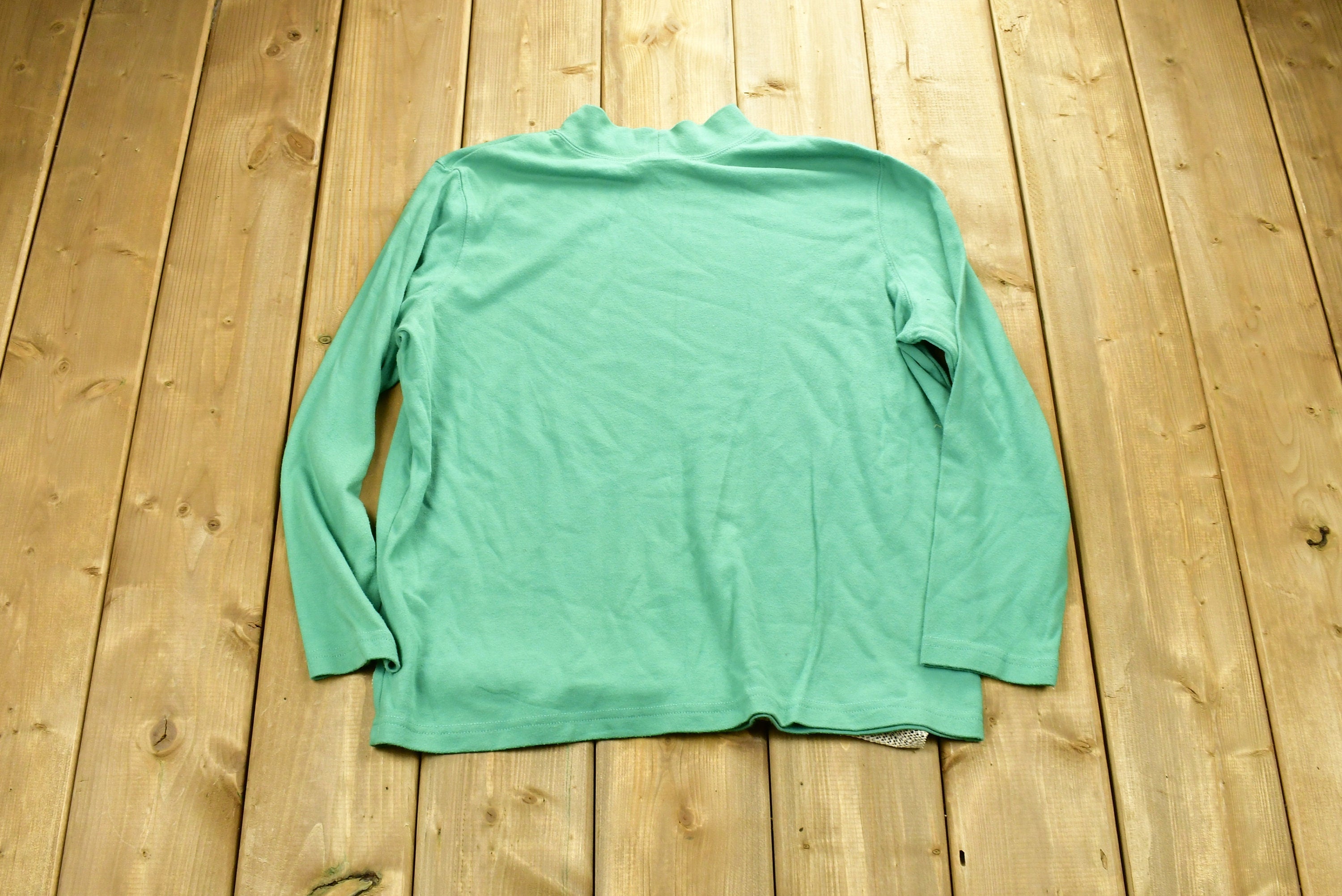Vintage 1990's Crest Embroidered Crewneck Sweatshirt