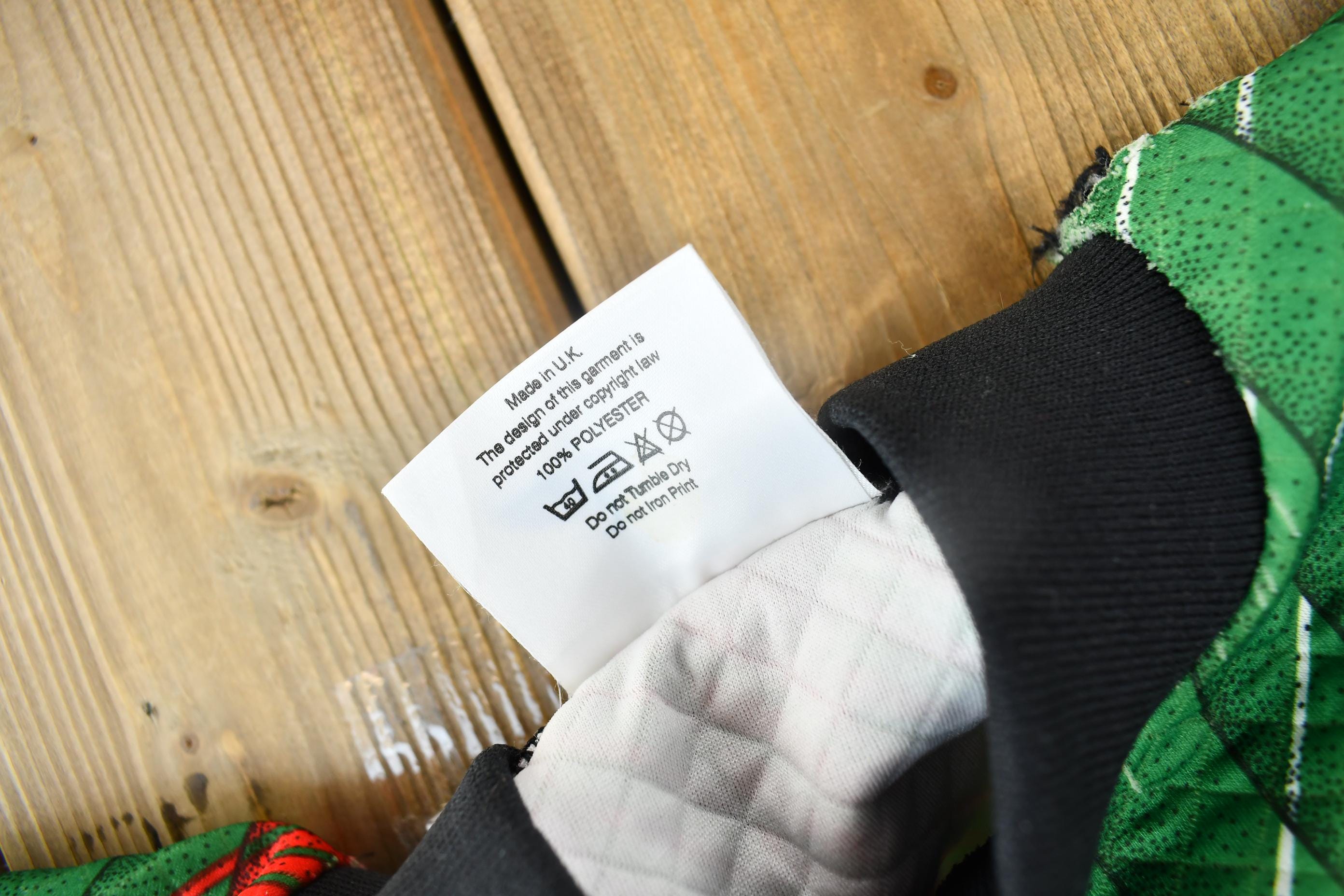 Vintage 1990s Blackburn Rovers FC ASICS Soccer Goalie Jersey