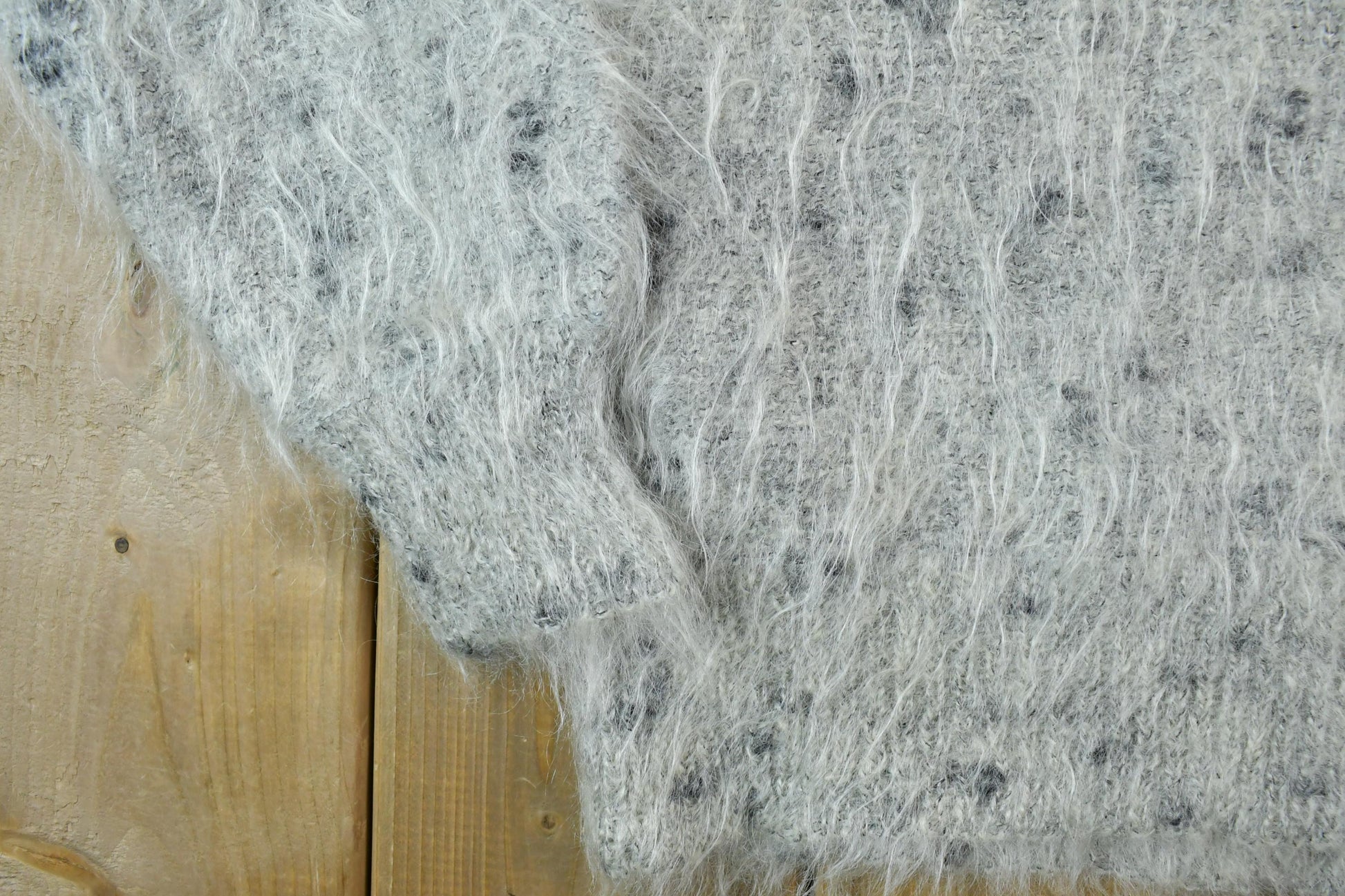 Vintage 1990s Charlie 100% Fuzzy Wool Knit Sweater