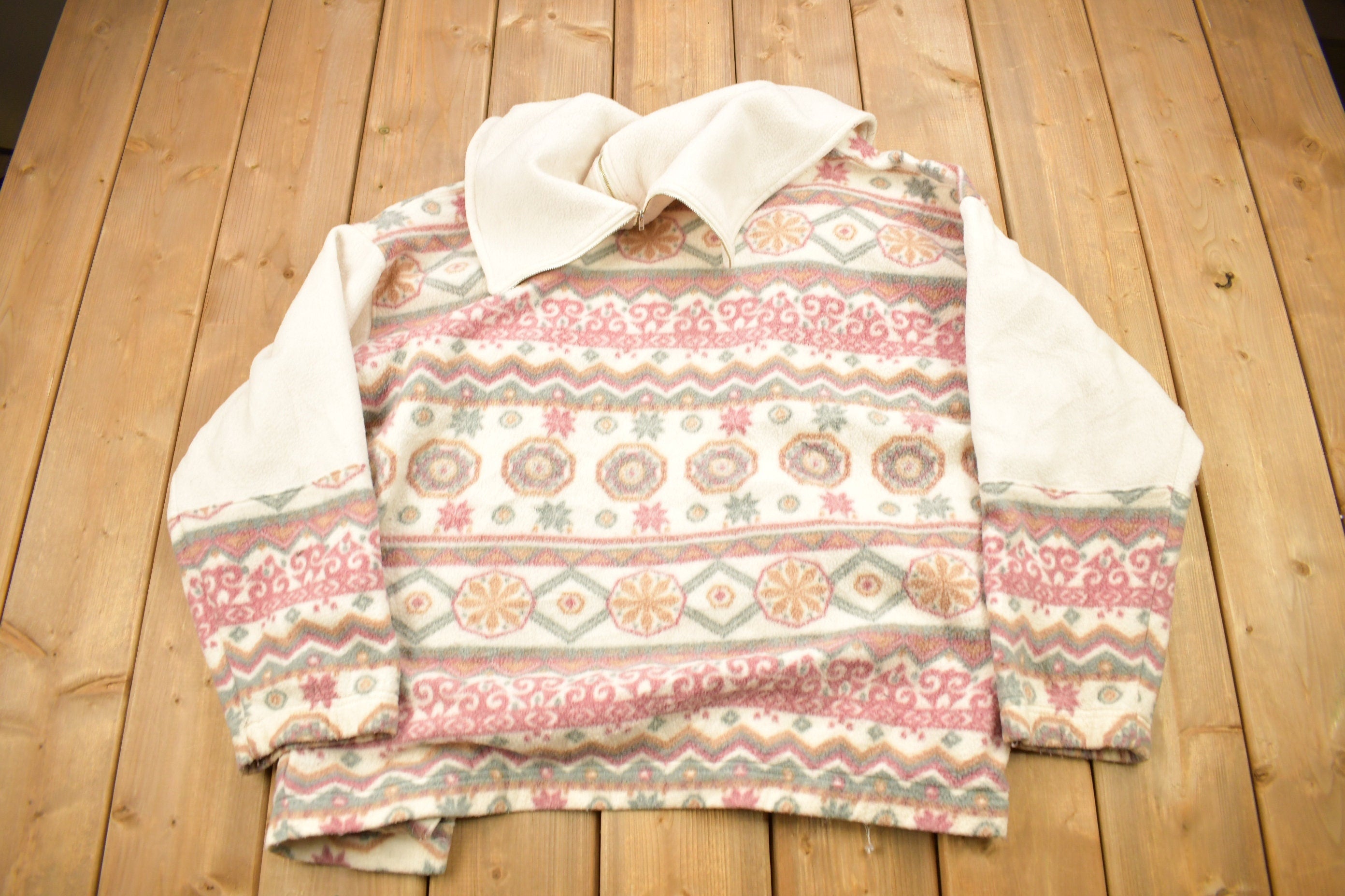Vintage 1990s East West All Over Pattern Fleece Sweater