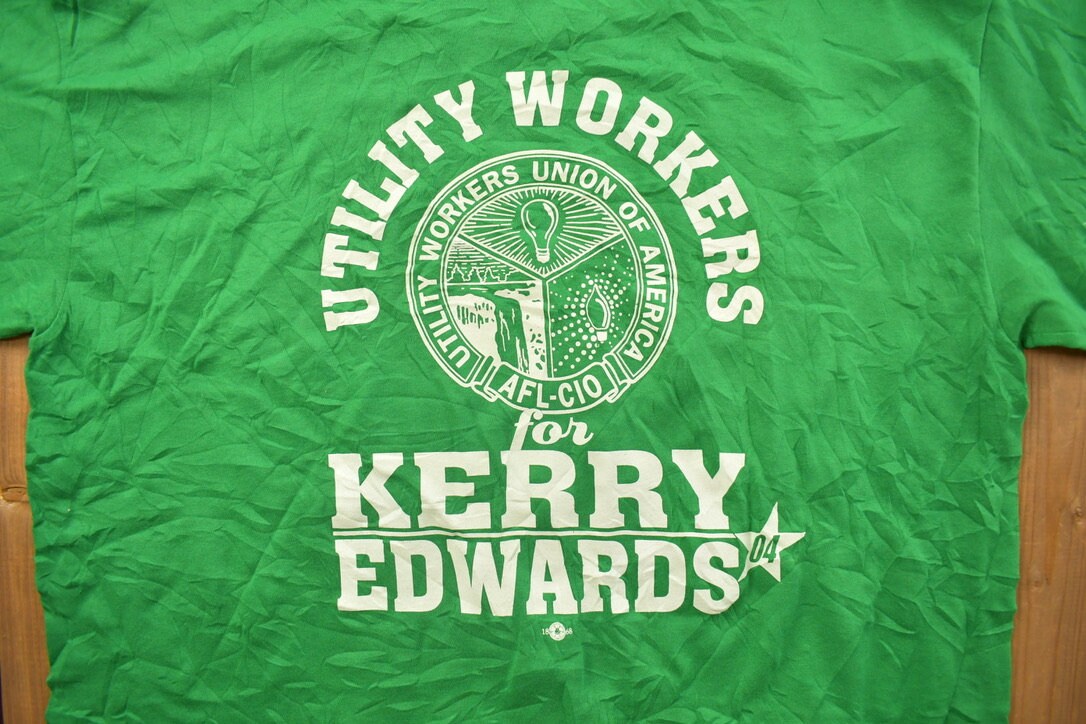 Vintage 1990s Kerry Edwards Graphic T Shirt
