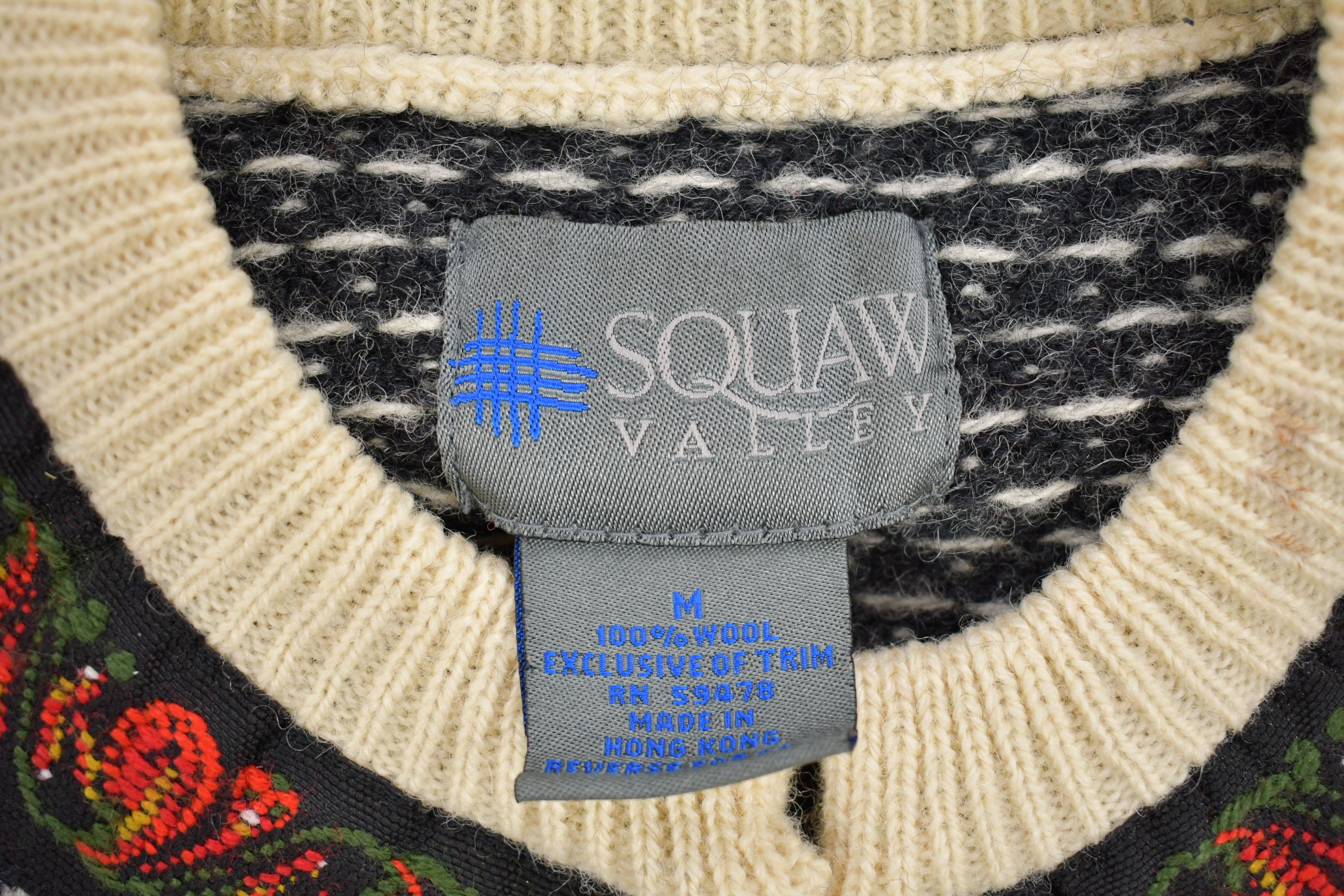 Vintage 1980s Squaw Valley 100% Wool Knitted Sweater