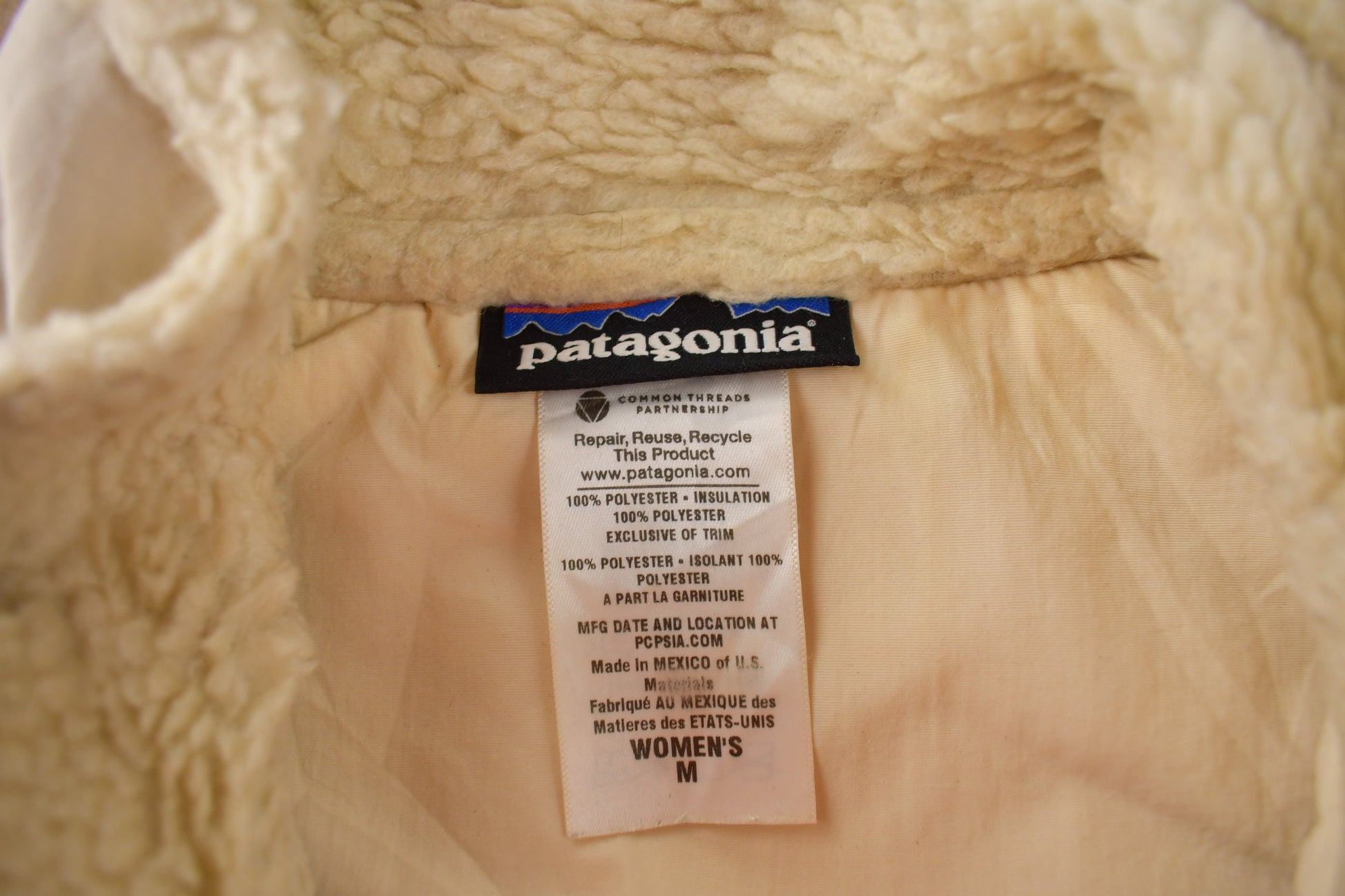 Vintage Y2K Patagonia Deep Pile Beige Fleece Sweater Vest Size Women's Medium