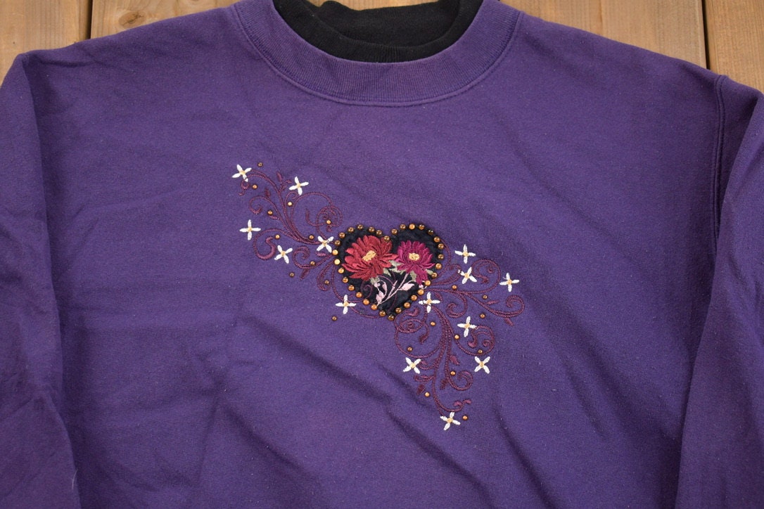 Vintage 1990s Top Stitch Cute Hearts Crewneck Sweater