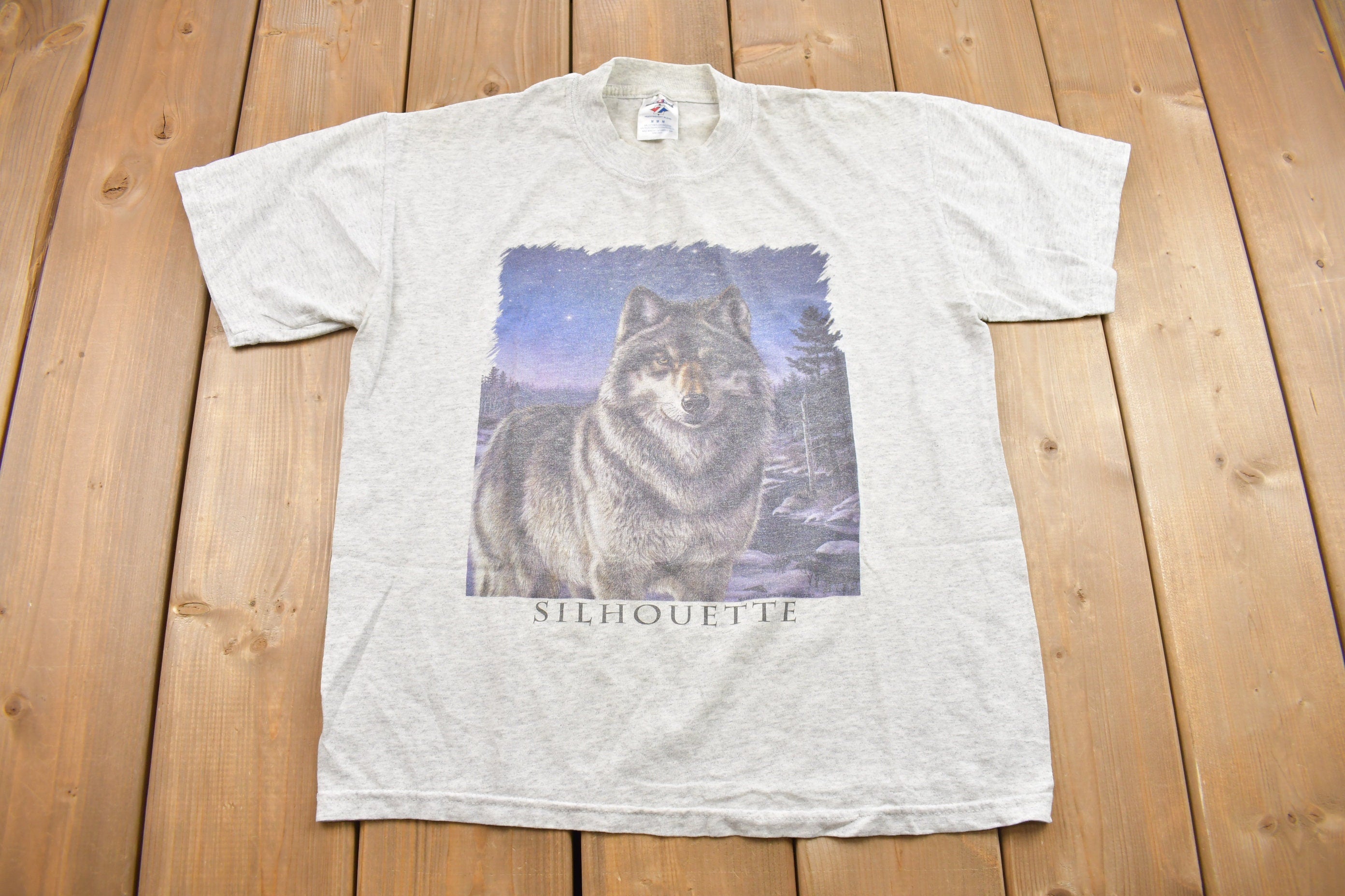 Vintage 1990s Silhouette Wolf Graphic T Shirt
