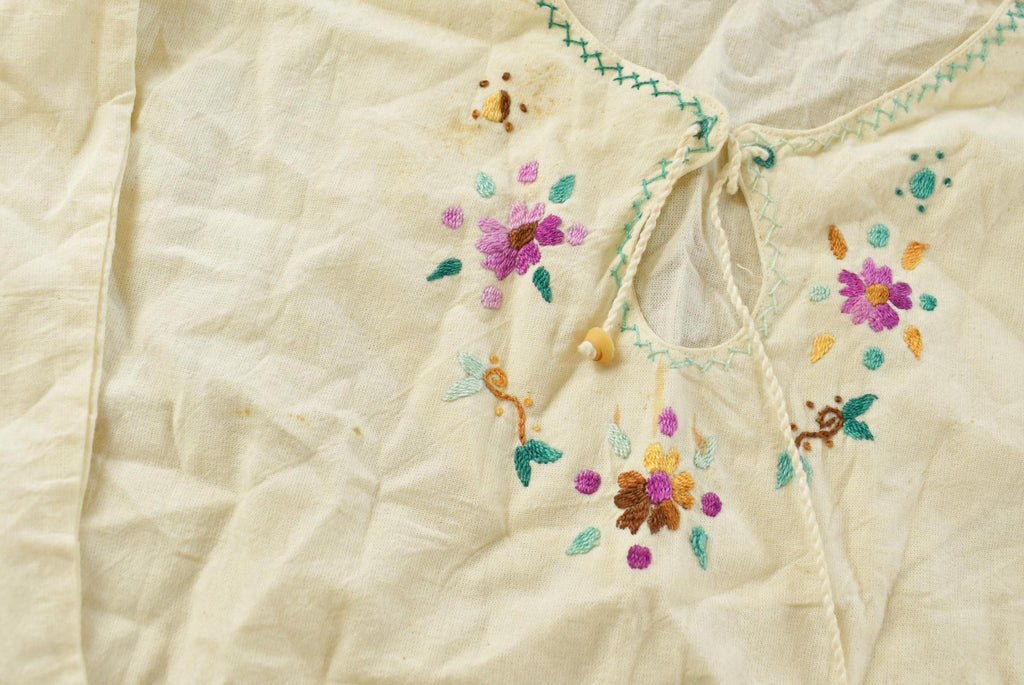Vintage 1960s Floral Embroidered Peasant Blouse Shirt Womens