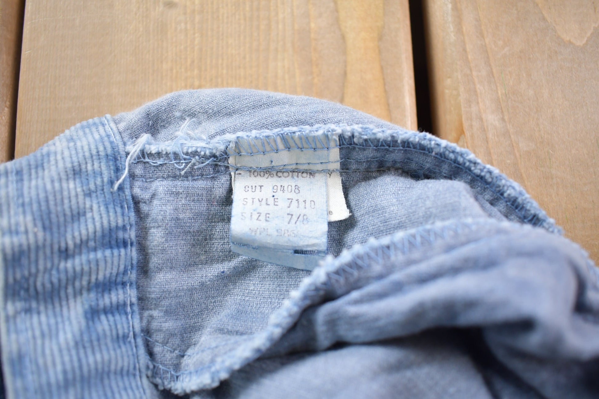 Vintage 1990s Blank Blue Corduroy Pocket Skirt Size 26 x 26 / True Vintage / Vintage Skirt / Retro Style / 100% Cotton