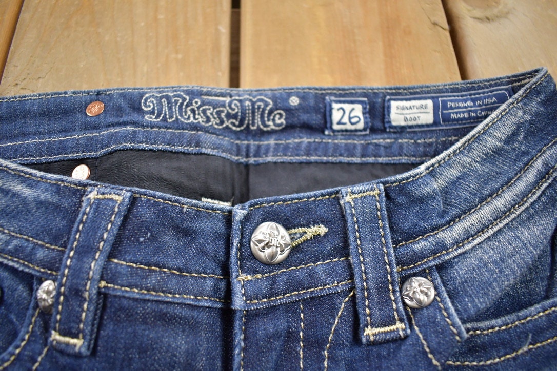 Vintage Y2K Miss Me Bedazzled Low Rise Jeans Size 26x31