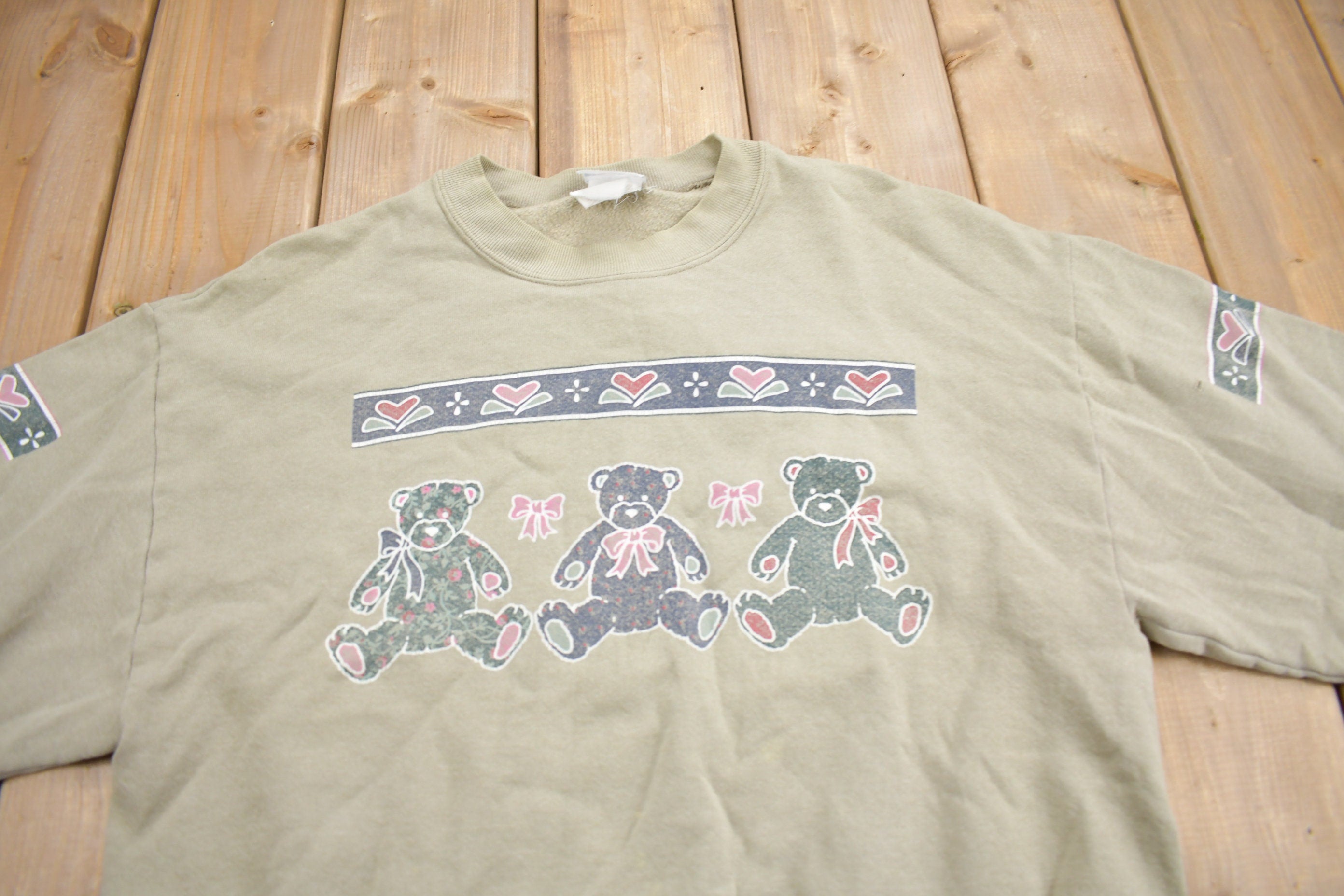 Vintage 1990s Cute Teddy Bear Graphic Crewneck Sweater