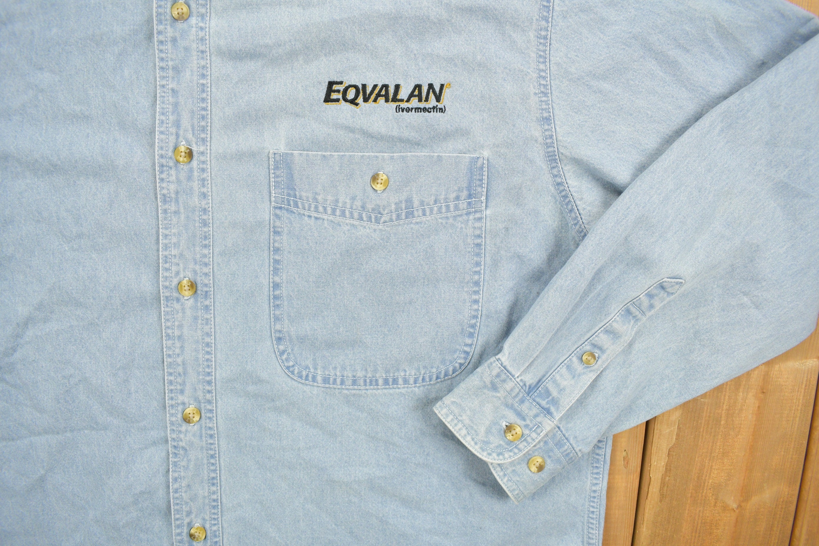 Vintage 1990s Eqvalan Embroidered Denim Button Up Shirt