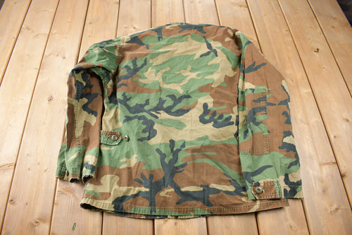 Vintage 1990s Military Woodland Camo Button Up Combat Jacket Size Medium Regular