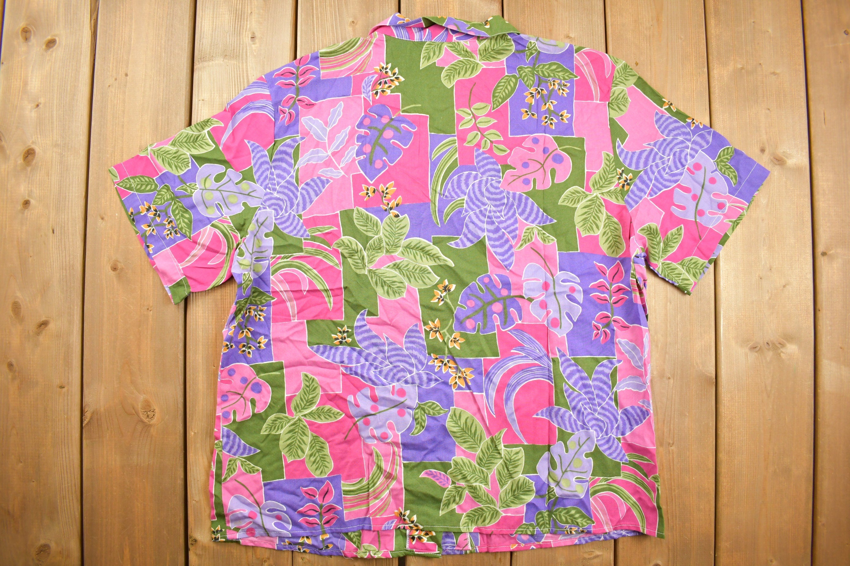 Vintage 1980s Cape Cod Sportswear Abstract Floral Button Up Shirt