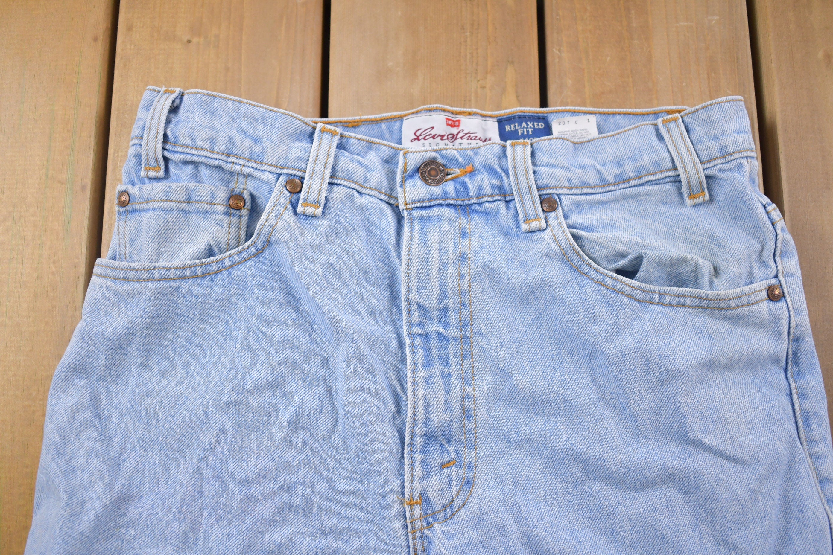 Vintage 1990s Levi's 540 Copper Tab Jeans Size 31 x 30