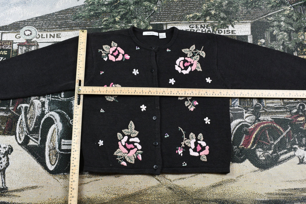 Vintage 1990s Lise J Floral Embroidered Knitted Sweater