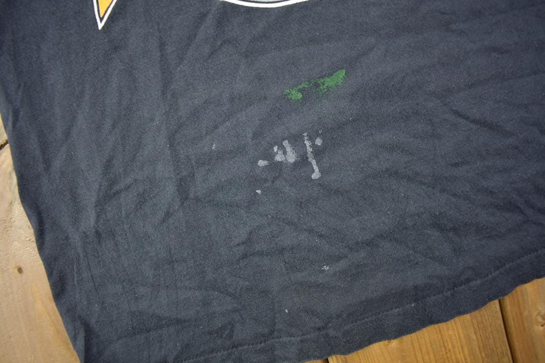 Vintage 1990 Pittsburgh Pirates Single Stitch Graphic T-Shirt