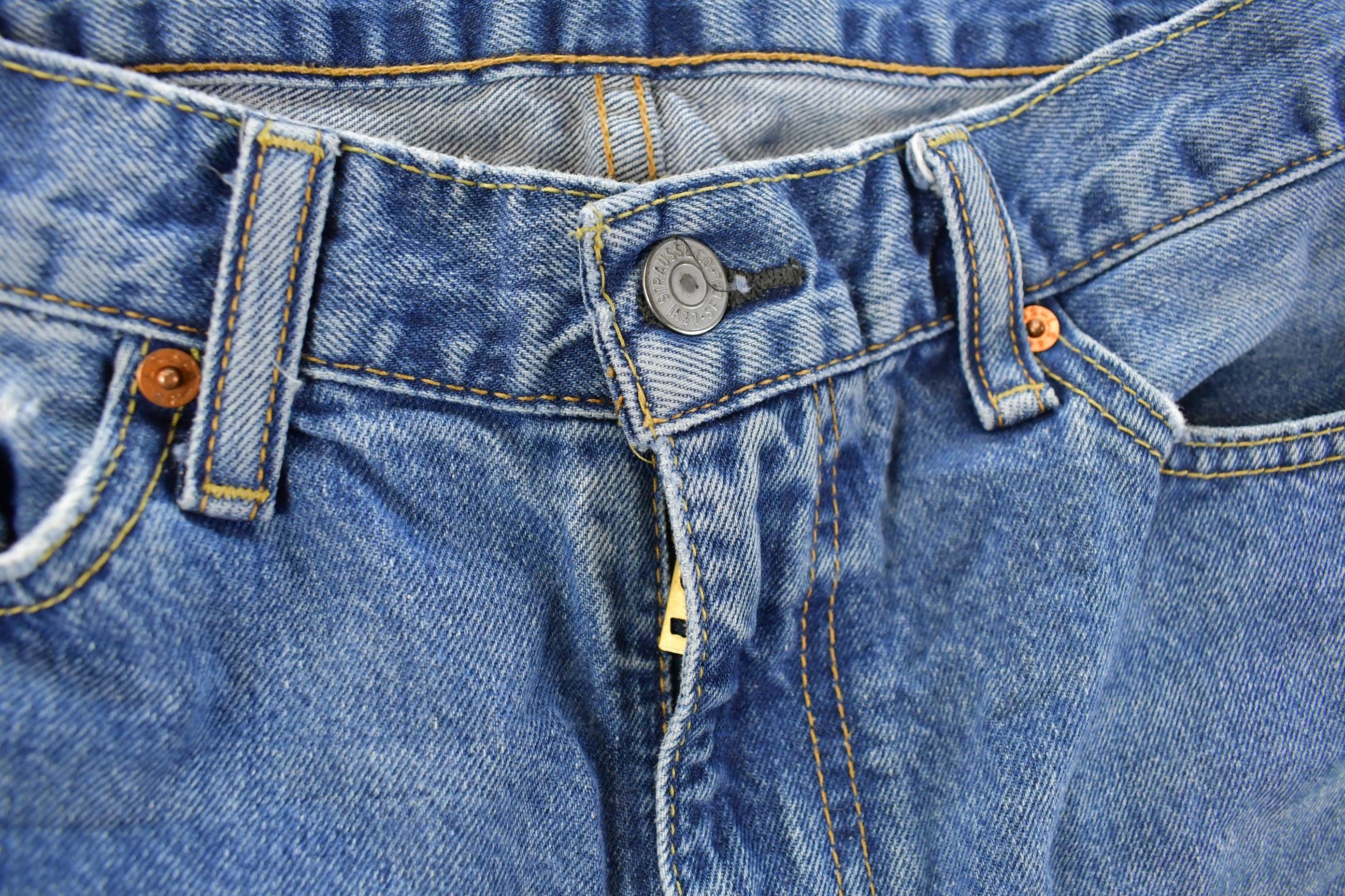 Vintage 2000s Levi's 514 Straight Fit Denim Jeans Men's 35 x 31