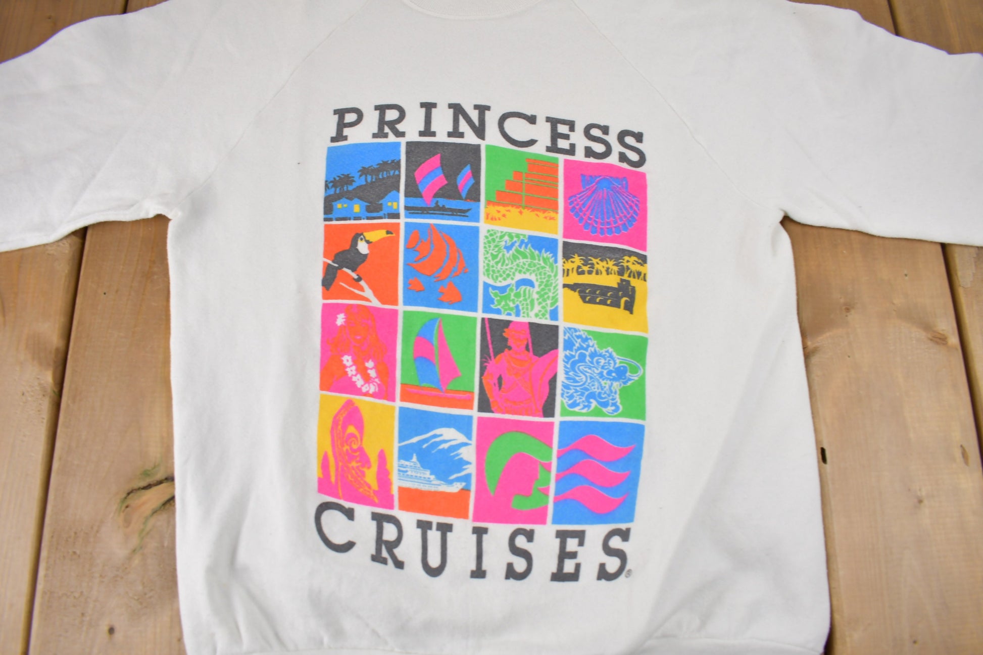 Vintage 1980s Princess Cruises Graphic Souvenir Crewneck Sweatshirt Made In USA
