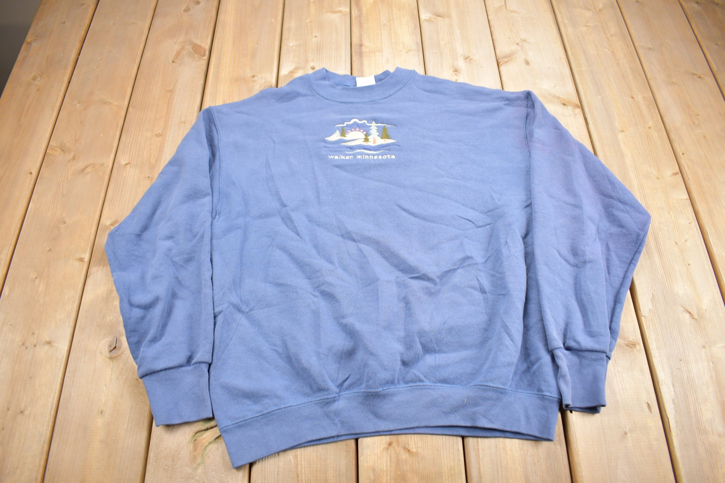 Vintage 1990s Walker Minnesota Crewneck Sweatshirt