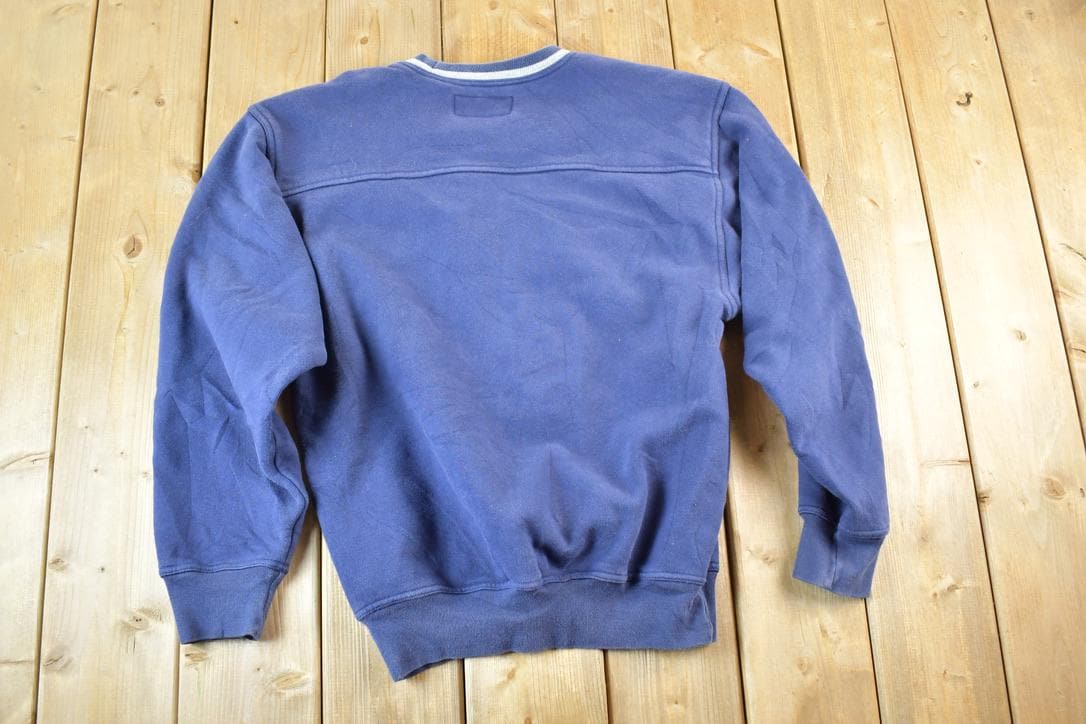 Vintage 1990s Back Country Classics Embroidered Wolf Crewneck Sweatshirt Mens M