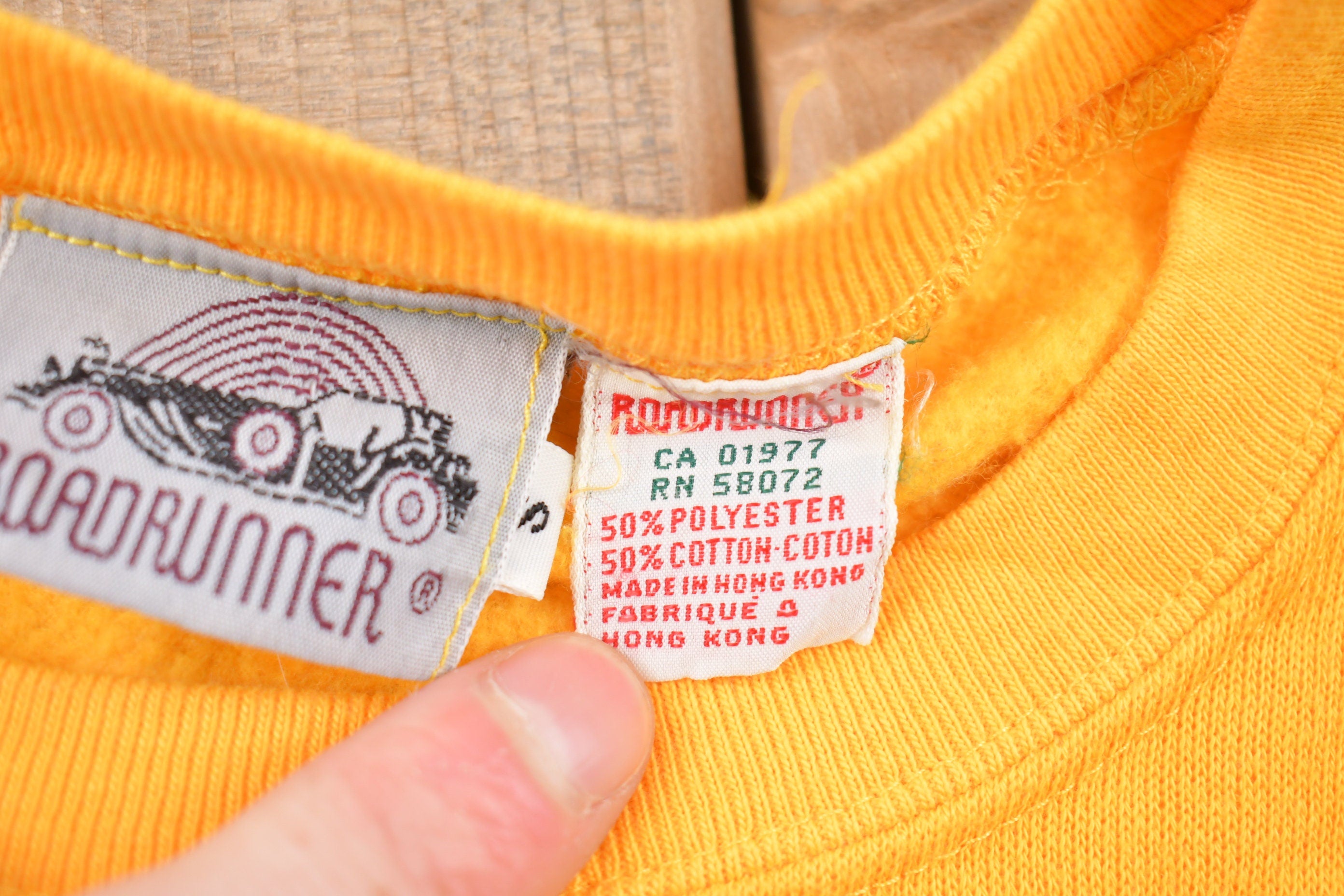 Vintage 1980s Road Runner Monza Spyder Graphic Raglan Crewneck Sweatshirt