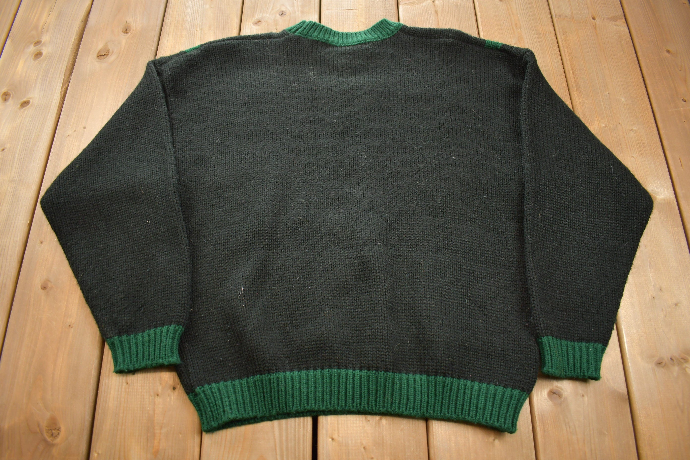 Vintage 1990s Knitted Crewneck Sweater /
