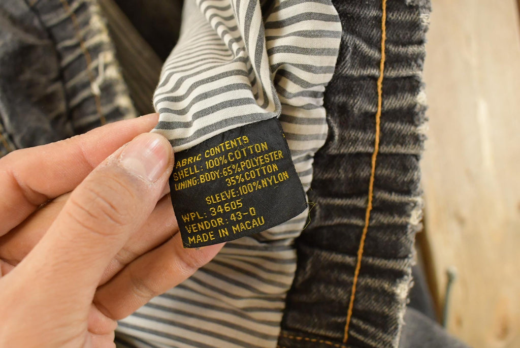 Vintage 1990s Levi's Distressed Denim Jean Jacket Men's Large