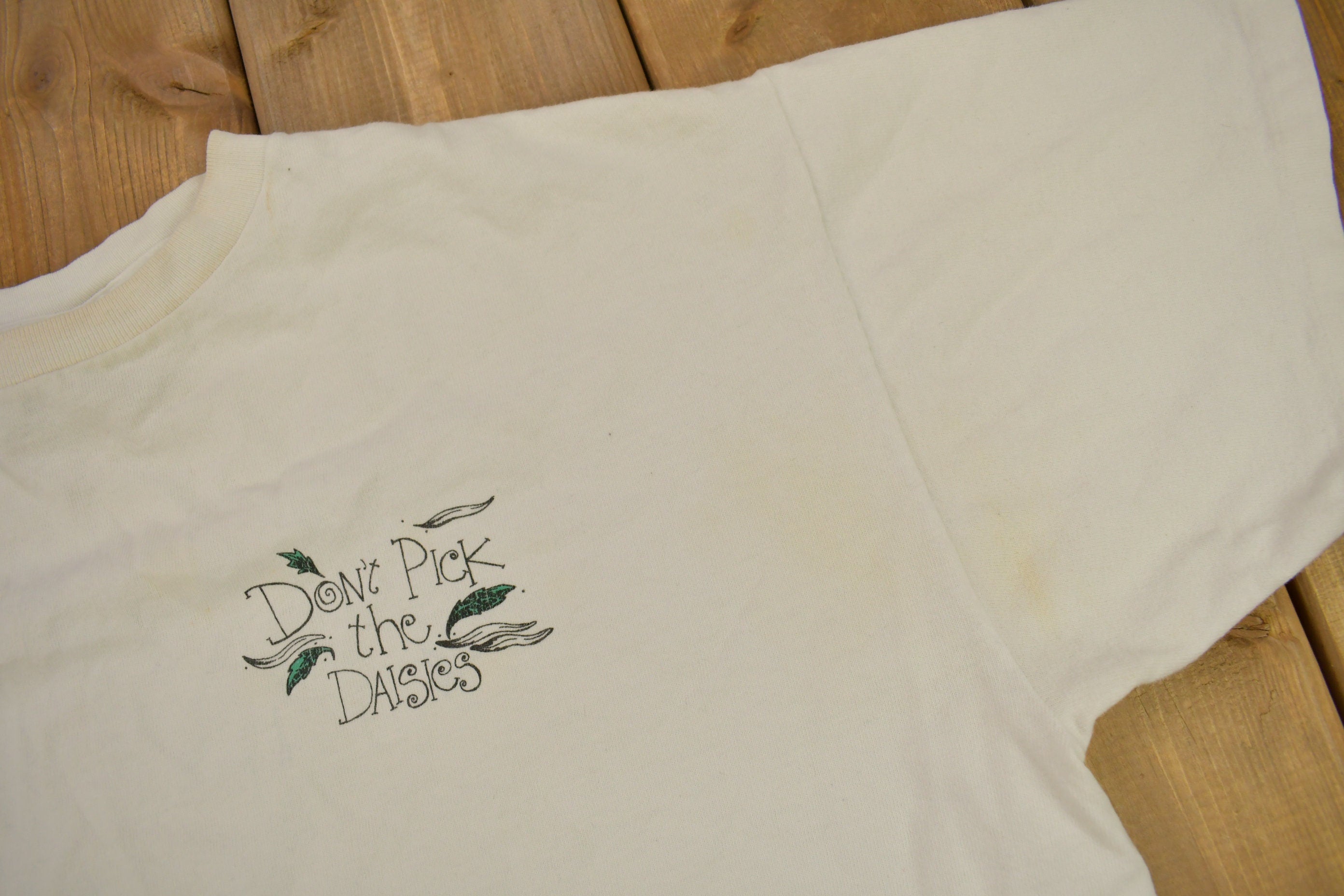 Vintage 1990s Don't Pick The Daisies Graphic T Shirt