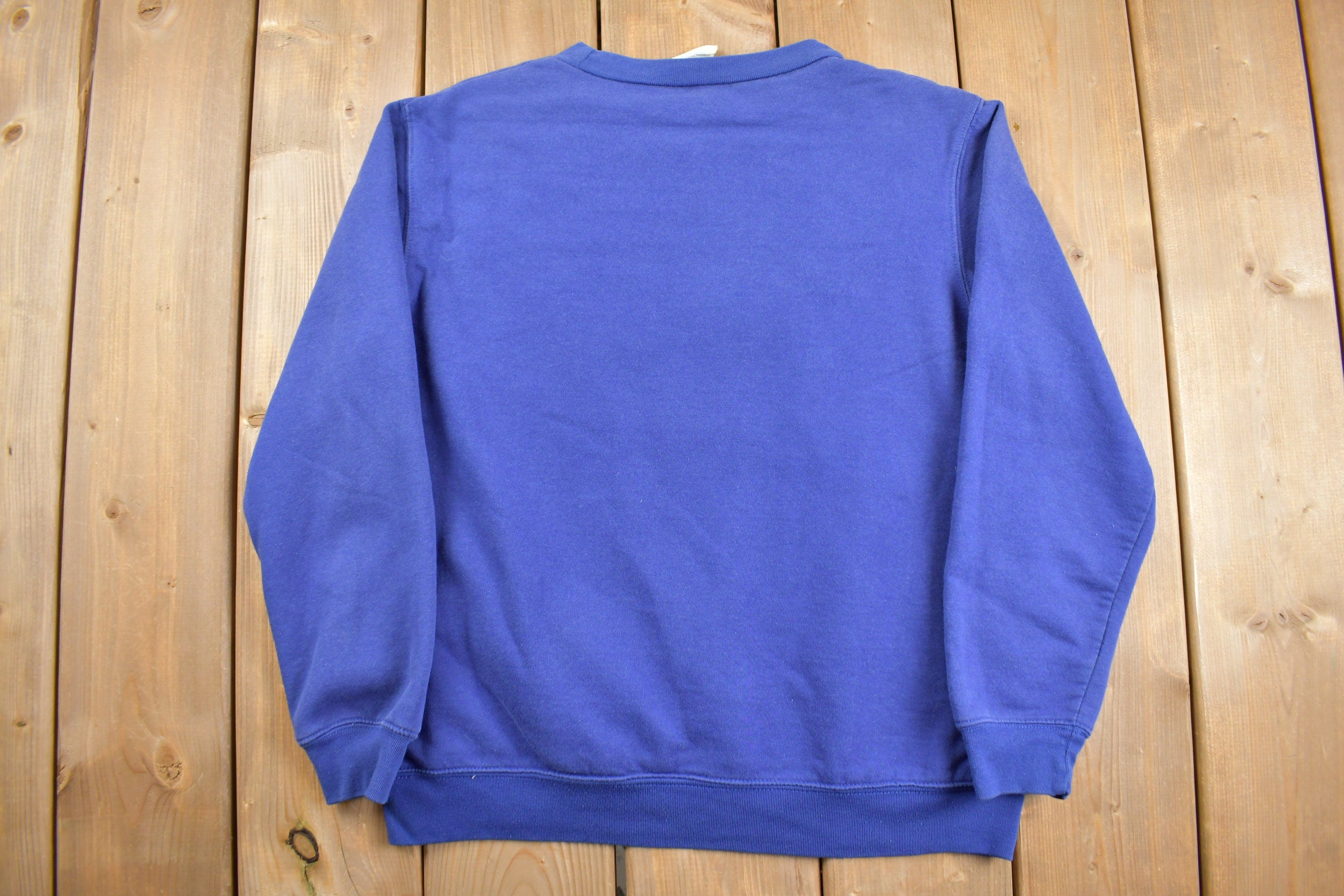 Vintage 1990s Cute Winter Theme Crewneck Sweater