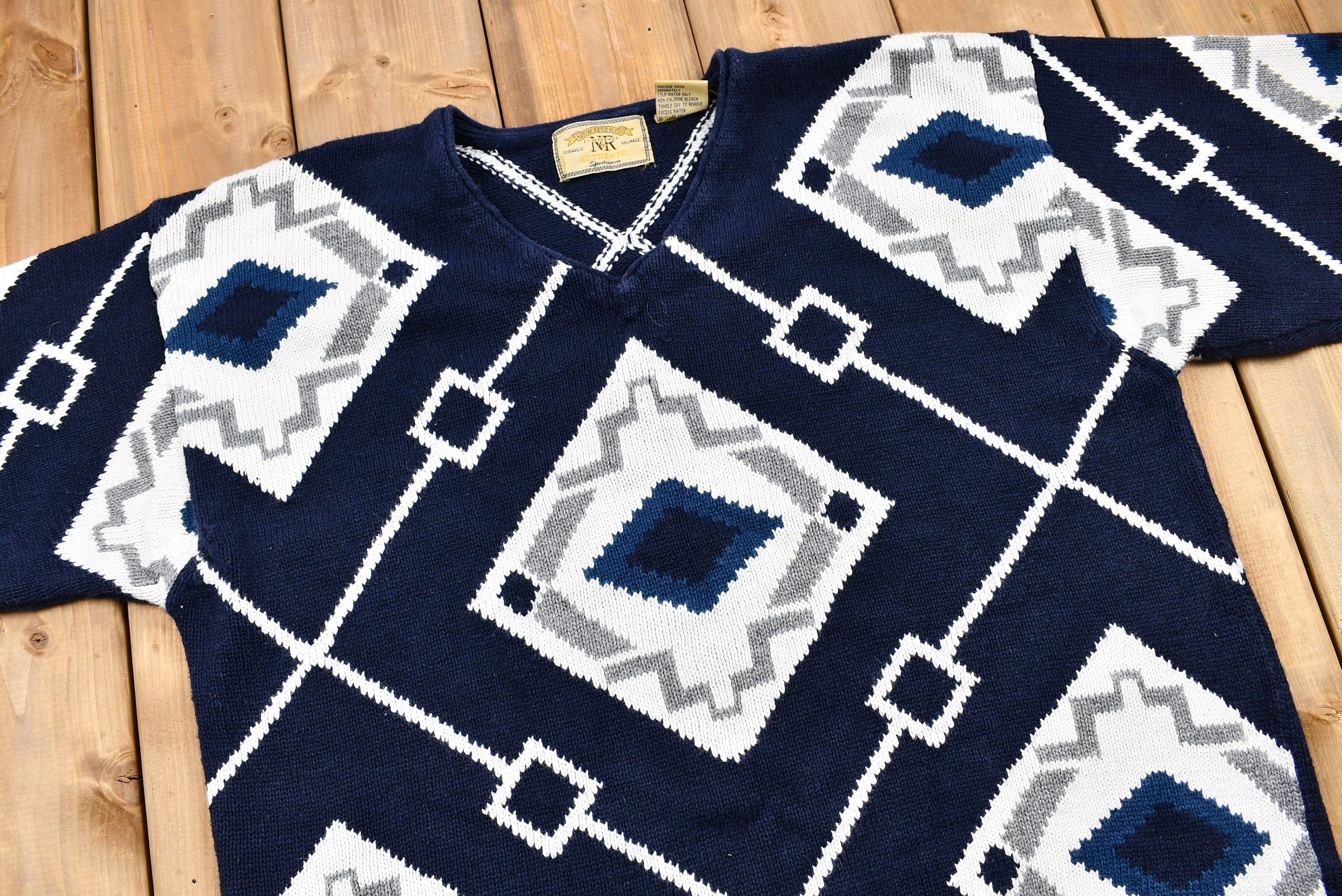 Vintage 1990s Abstract Diamond Knit Crewneck Sweater