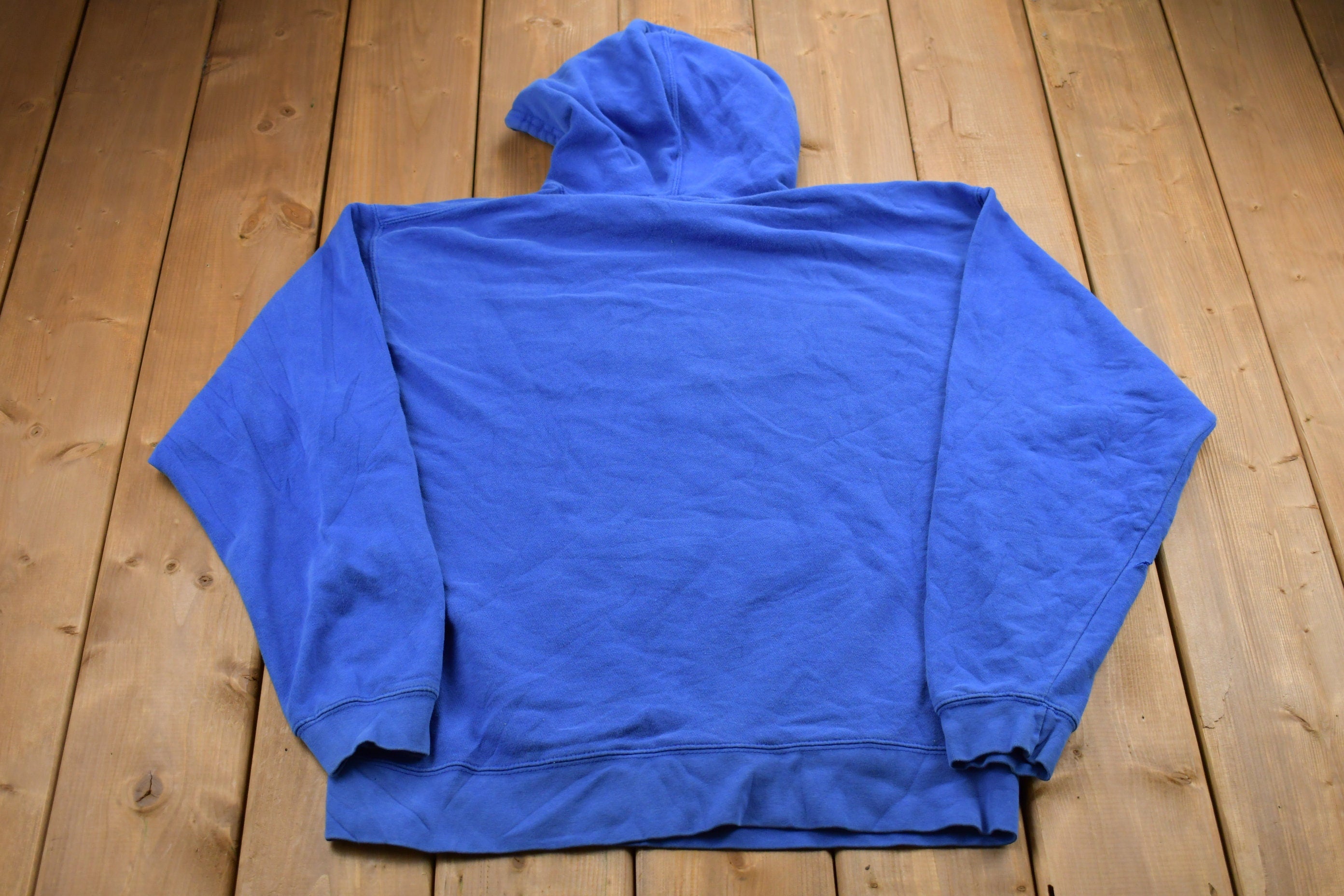 Vintage 1990s Buffalo Bulls Embroidered Hoodie