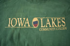 Vintage 1990s Iowa Lakes Community College Souvenir Travel Crewneck Sweatshirt