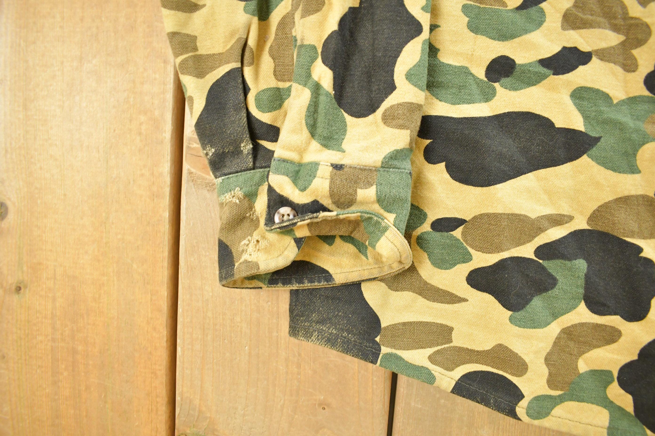 Vintage 1980s Private Property Duck Camo Cloth Button Up Shirt Men's Large