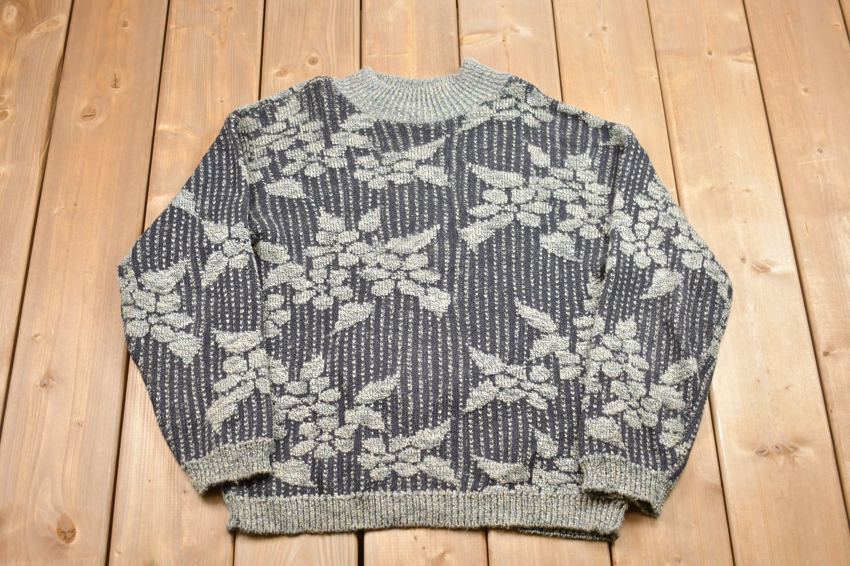Vintage Knitted Across America Silver Floral Sweater