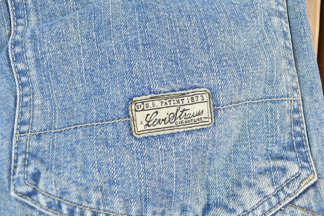 Vintage 1990s Levis Jean Shorts