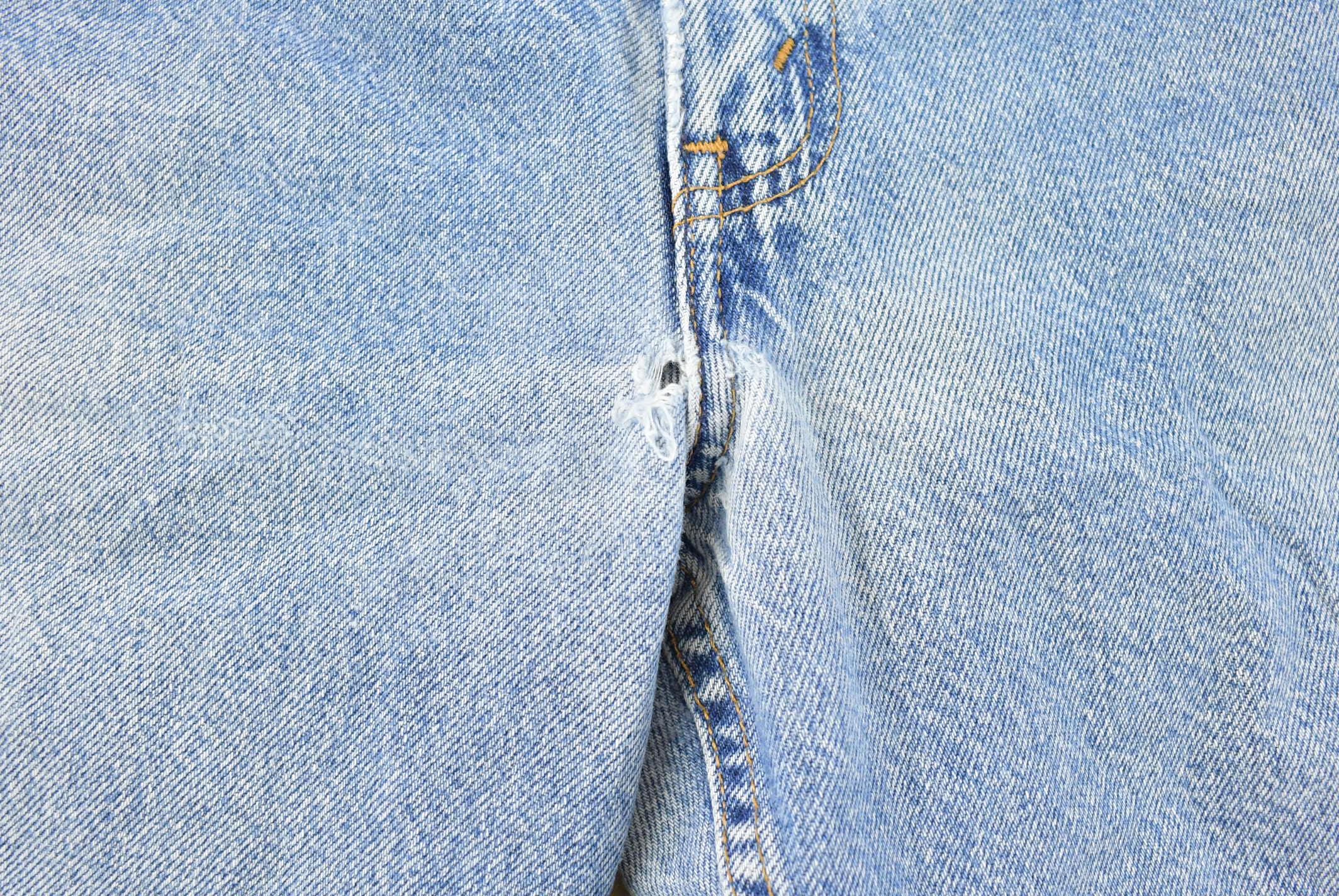 Vintage 1990s Levi's 550 Relaxed Fit Denim Jeans Men's 34 x 30 / 90s Levi's / Streetwear