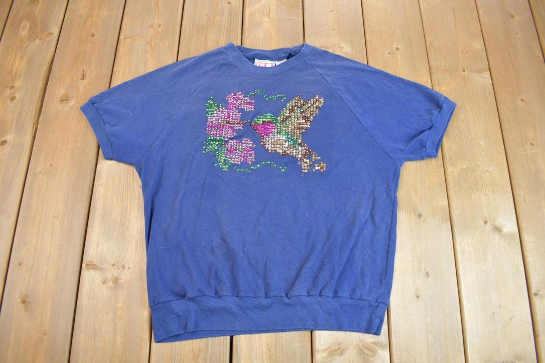 Vintage 1980s Swallow Sequin Short Sleeve Raglan Crewneck
