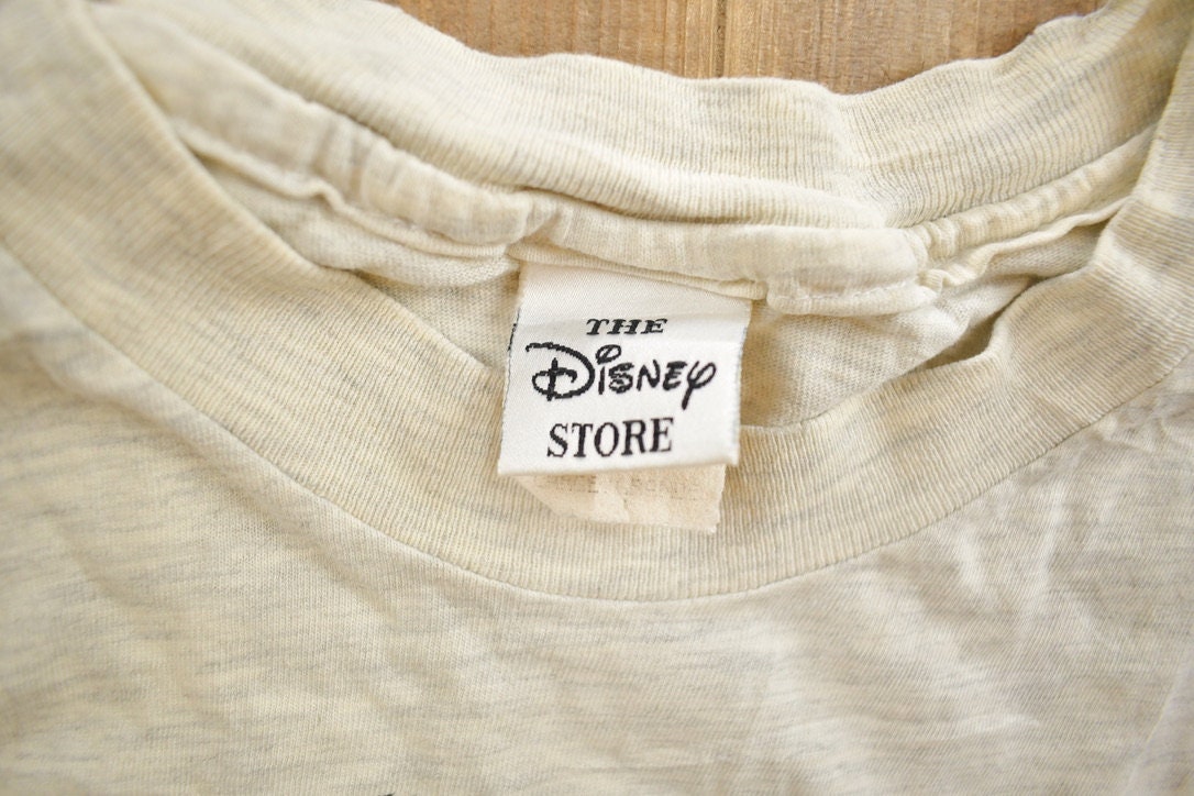 Vintage 1990s Goofy Disney Store Graphic T-Shirt Made In USA