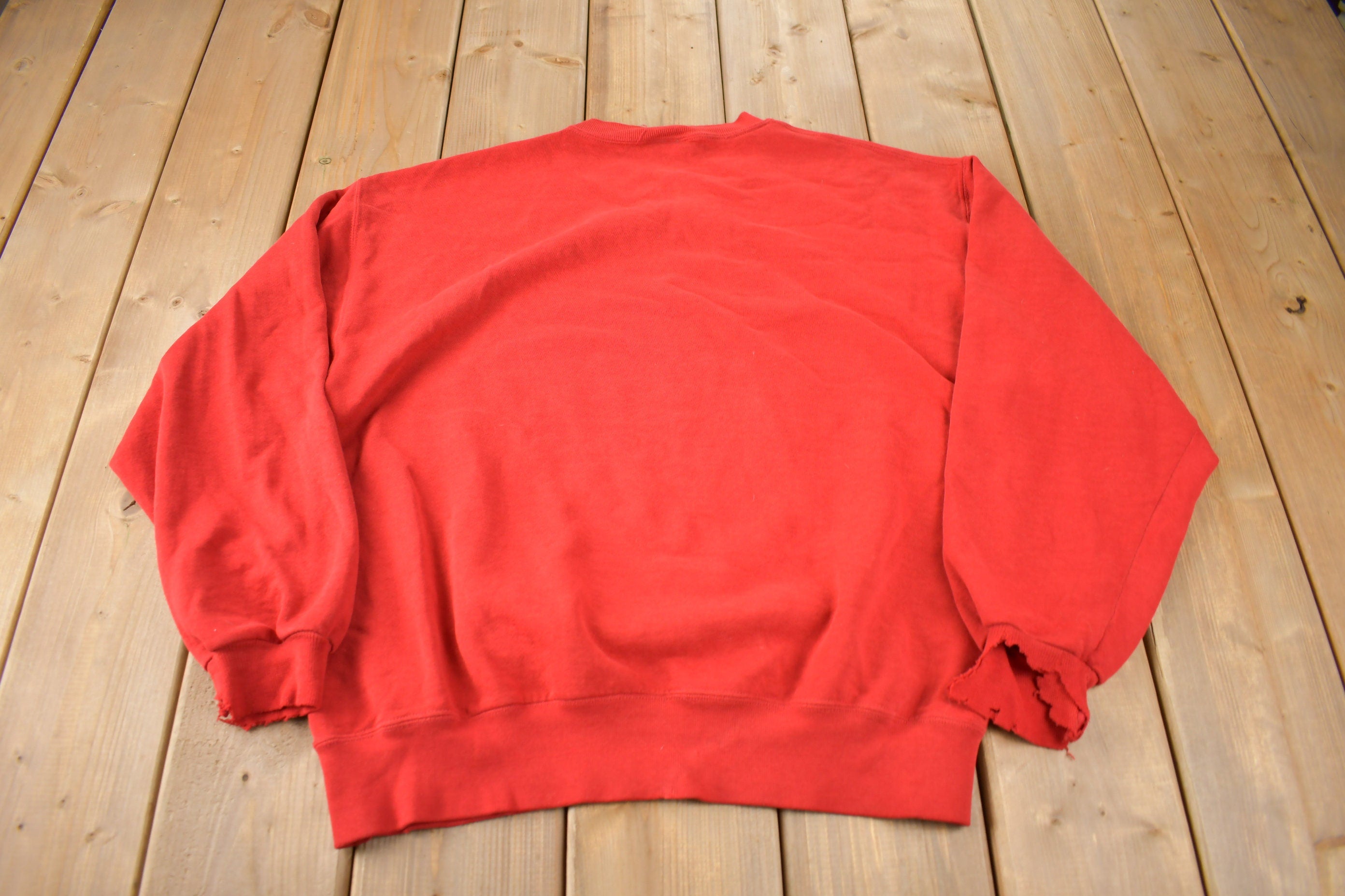 Vintage 1980s Gary's Guns Arnolds Park Iowa Crewneck Sweatshirt Made In USA