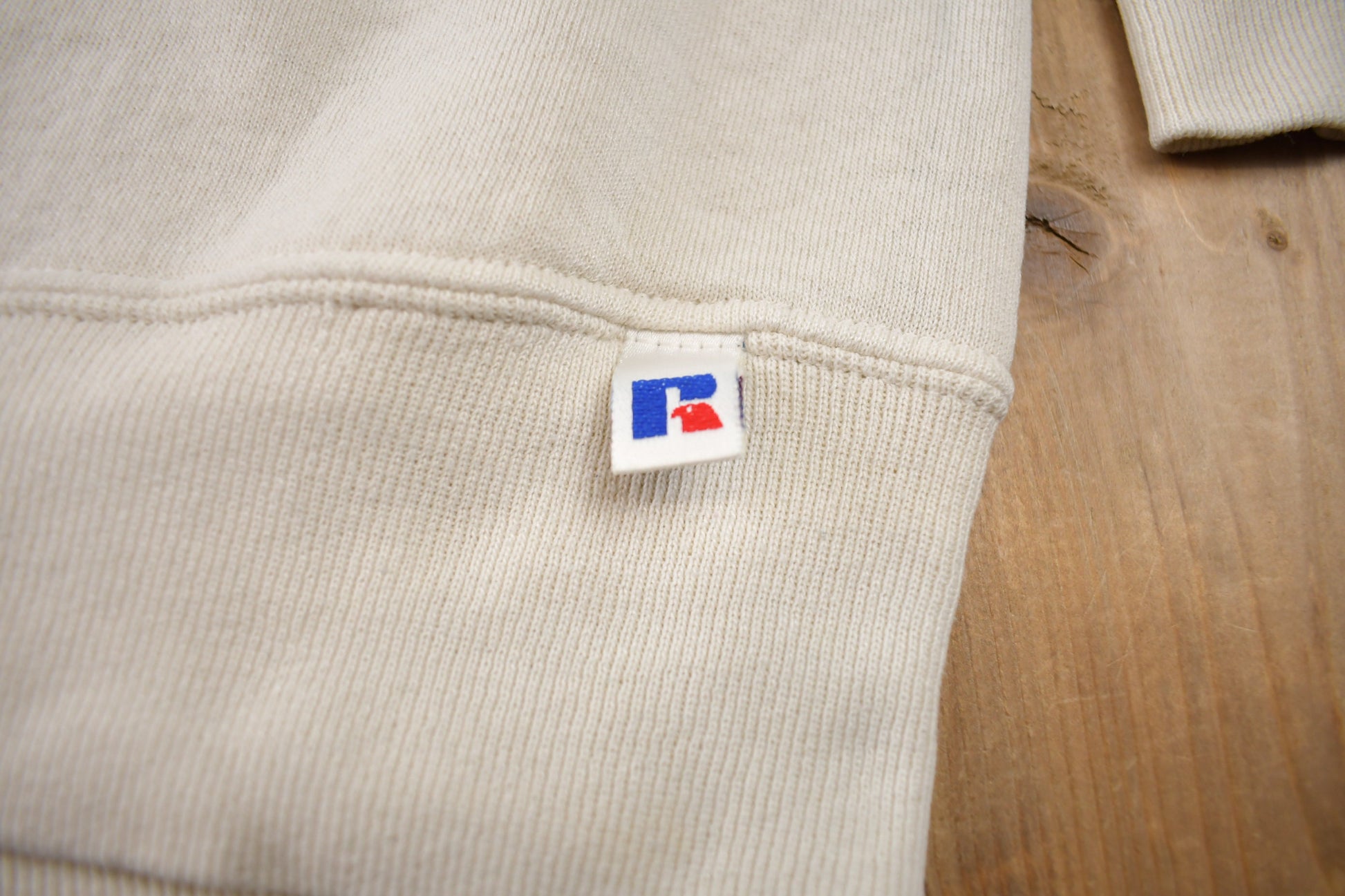 Vintage 1990s University of Wisconsin Superior Russell Athletics Crewneck Sweatshirt