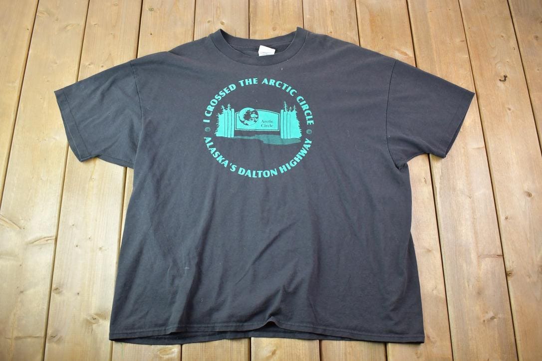 Vintage 1990s Arctic Circle Souvenir Single Stitch Graphic Print T-Shirt Made In USA