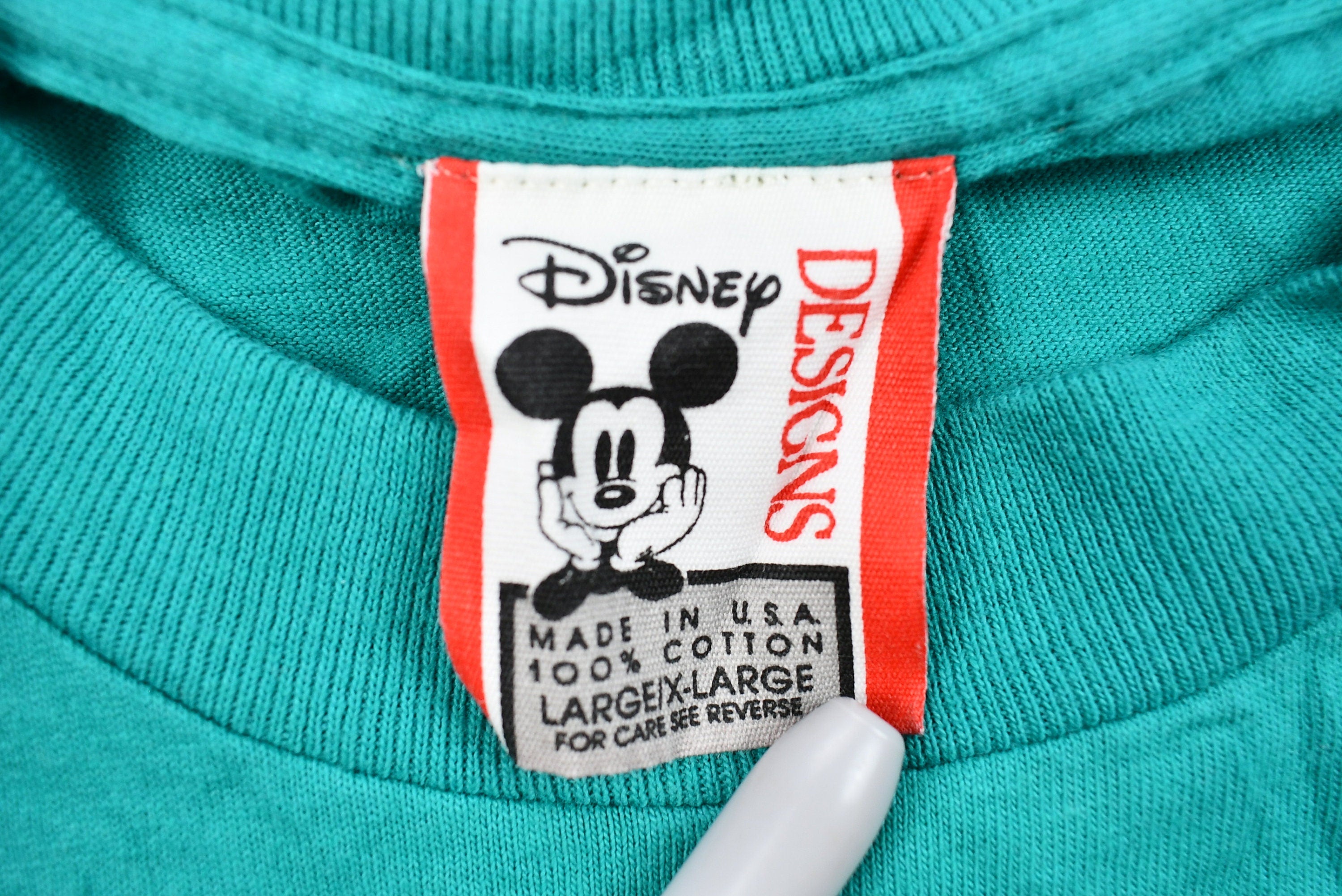 Vintage 1980s Smiling Mickey Mouse Graphic T-Shirt