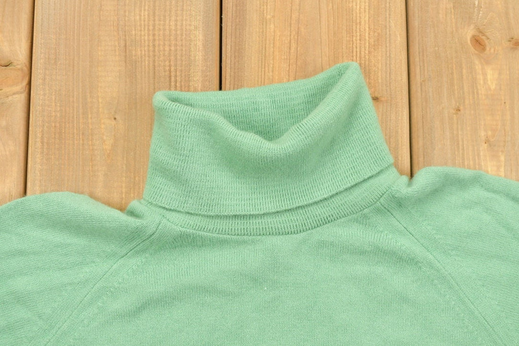 Vintage 1990s Green Knit Sweater